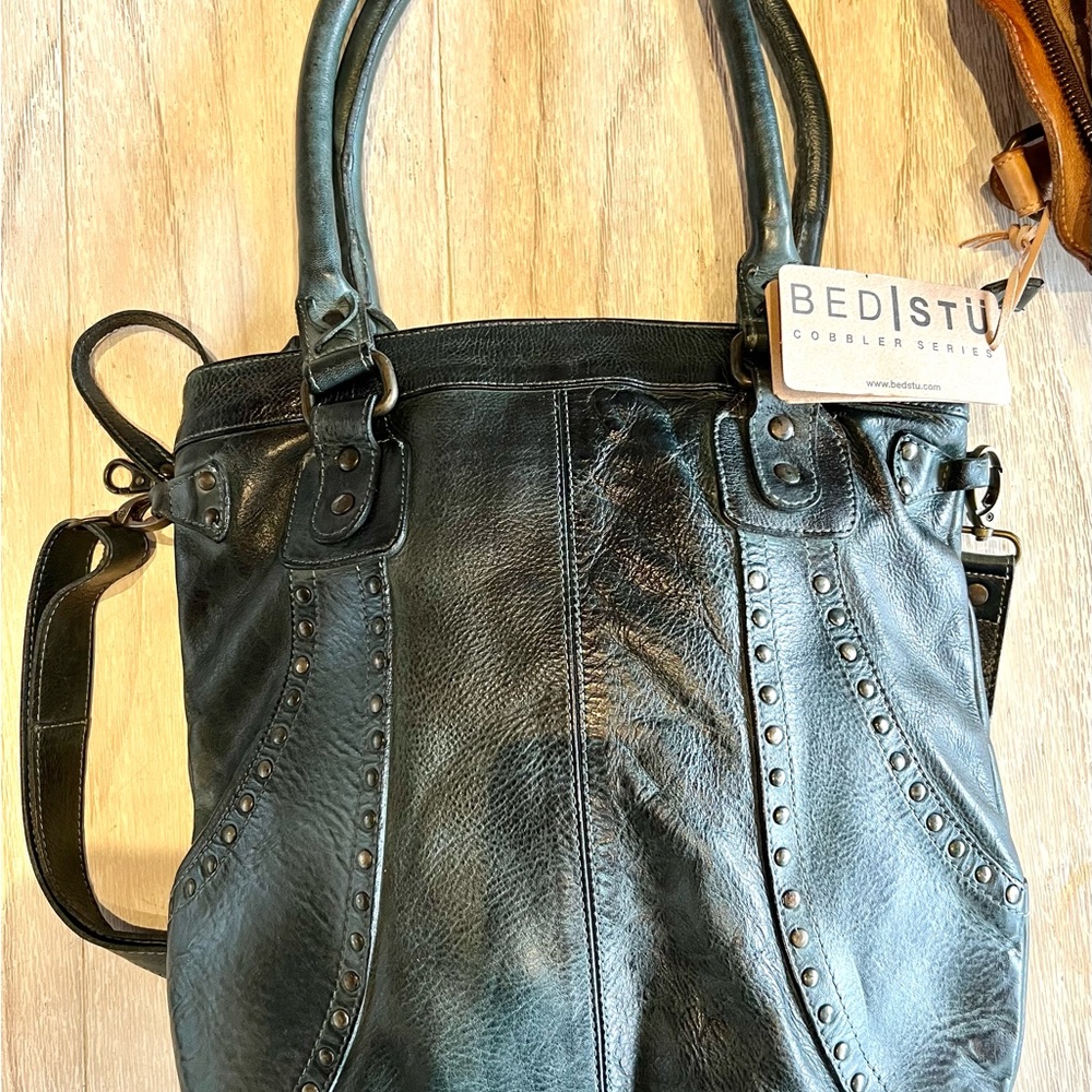 Bed Stu Dark Green Leather Crossbody Bag - Picture 6 of 9